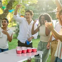 Преносима-Маса-за-Beer-Pong-2-4-m-Официален-Размер-Сгъваема-с-Отвори-за-Чаши