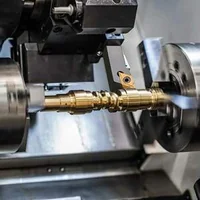 Комплект-Стругарски-Ножове-със-Сменяеми-Пластини-10-mm-7-части-TiN-Покритие-и-Алуминиев-Куфар